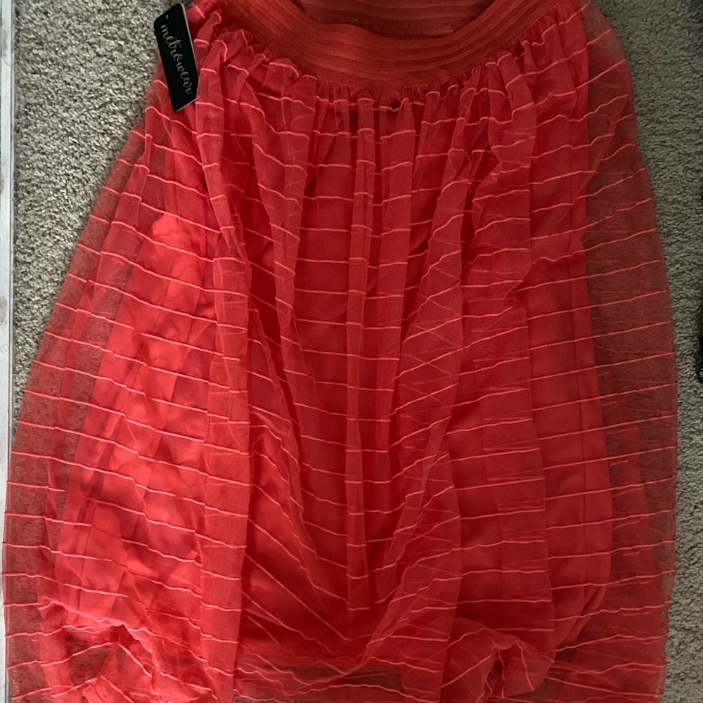 FINAL OFFER—NWT Metro Wear skirt-super cute for summer!!